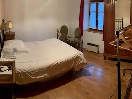 Ferienhaus Le Charme De L'ancien Renove Thiézac