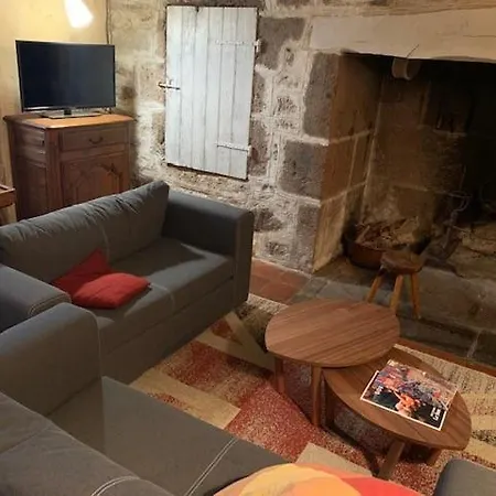Le Charme De L'ancien Renove Ferienhaus Thiézac